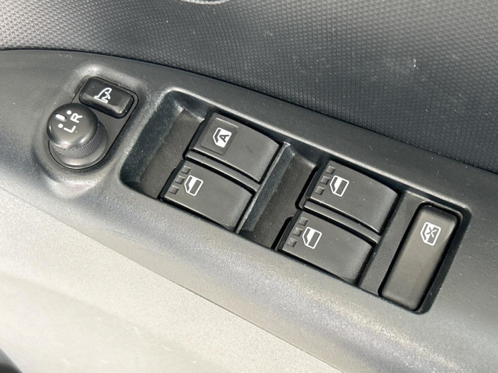2009 Daihatsu Tanto DBA-L375S (UW-6a30be562290e)[25]