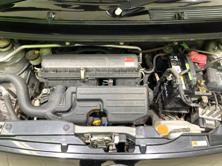 2011 Daihatsu Mira Cocoa DBA-L675S (UW-6a30be588f590)[4]