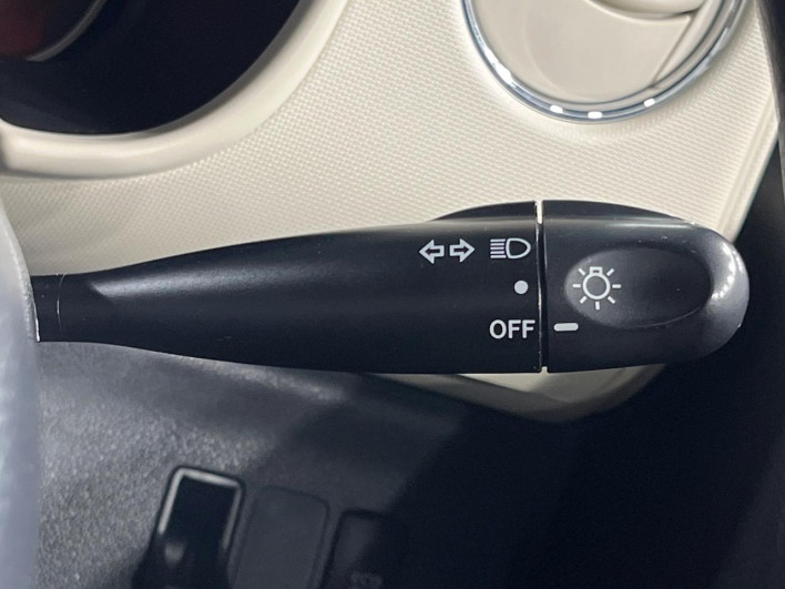 2015 Daihatsu Mira Cocoa DBA-L675S (UW-6a30be59981e2)[17]