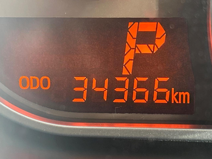 2016 Daihatsu Mira Cocoa DBA-L675S (UW-6a30be59e1ab8)[2]