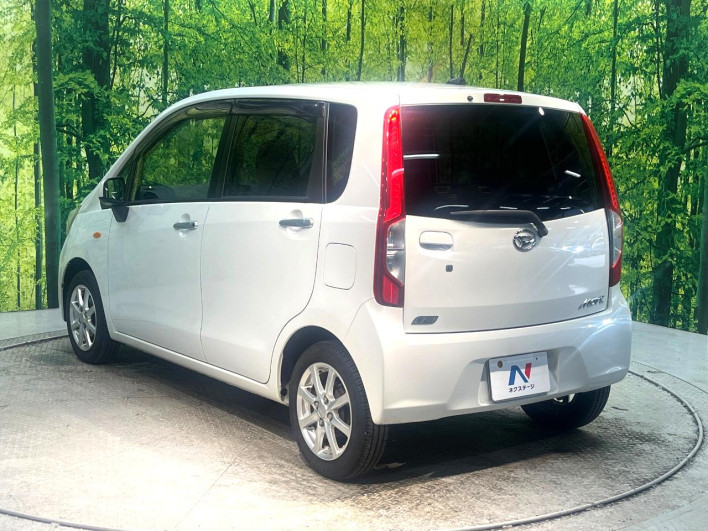 2013 Daihatsu Move DBA-LA100S (UW-6a30be5bed47e)[8]
