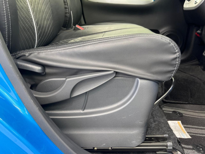 2017 Daihatsu Cast DBA-LA260S (UW-6a30be61c648a)[21]