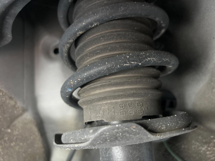 2015 Toyota Pixis Epoch DBA-LA300A (UW-6a30be61f1384)[7]