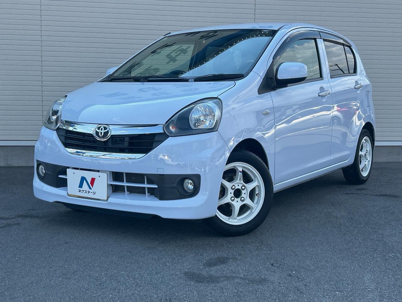 2015 Toyota Pixis Epoch DBA-LA300A