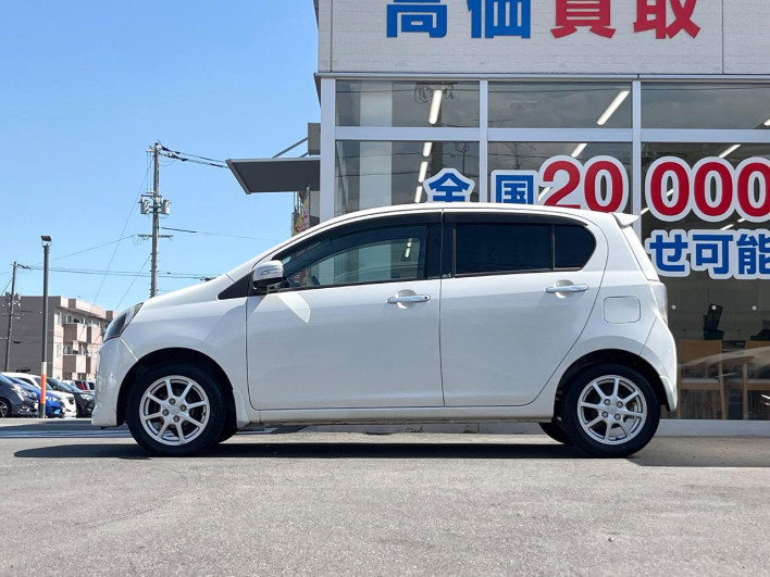2011 Daihatsu Mirai Ease DBA-LA300S (UW-6a30be622dd9a)[5]