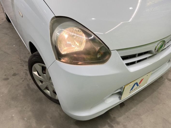 2011 Daihatsu Mirai Ease DBA-LA300S (UW-6a30be630654c)[20]