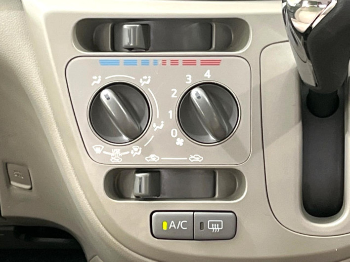 2013 Daihatsu Mirai Ease DBA-LA300S (UW-6a30be63d2bd6)[20]