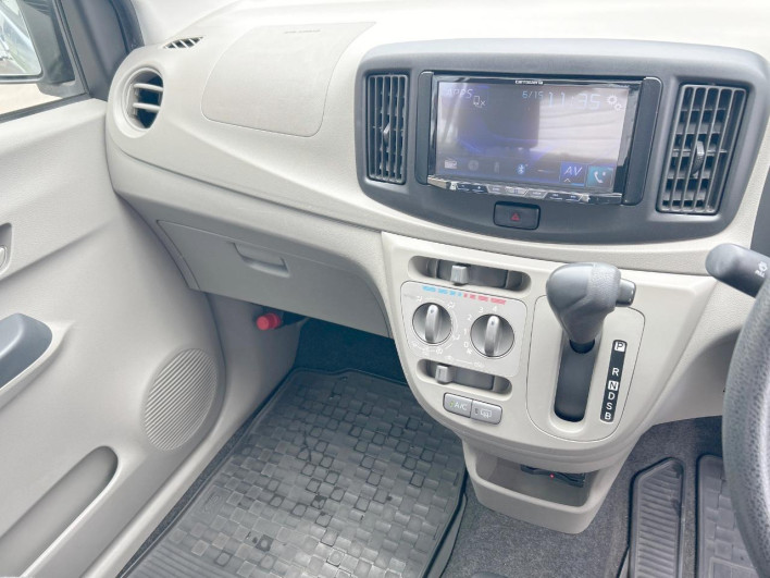 2015 Daihatsu Mirai Ease DBA-LA300S (UW-6a30be6440fb8)[11]