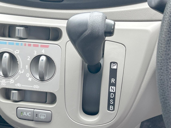 2015 Daihatsu Mirai Ease DBA-LA300S (UW-6a30be6440fb8)[13]