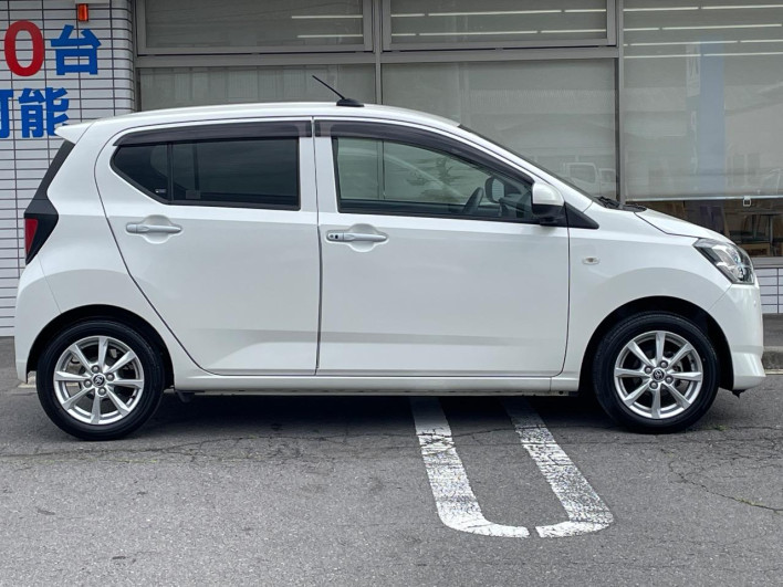 2017 Toyota Pixis Epoch DBA-LA350A (UW-6a30be64b78d9)[8]