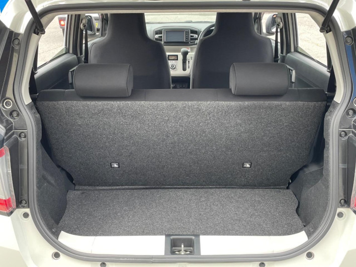 2017 Toyota Pixis Epoch DBA-LA350A (UW-6a30be64b78d9)[25]