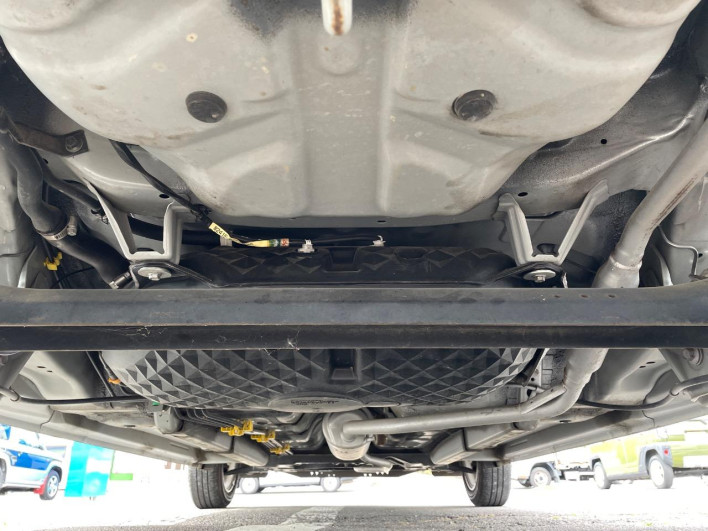 2017 Toyota Pixis Epoch DBA-LA350A (UW-6a30be64b78d9)[19]