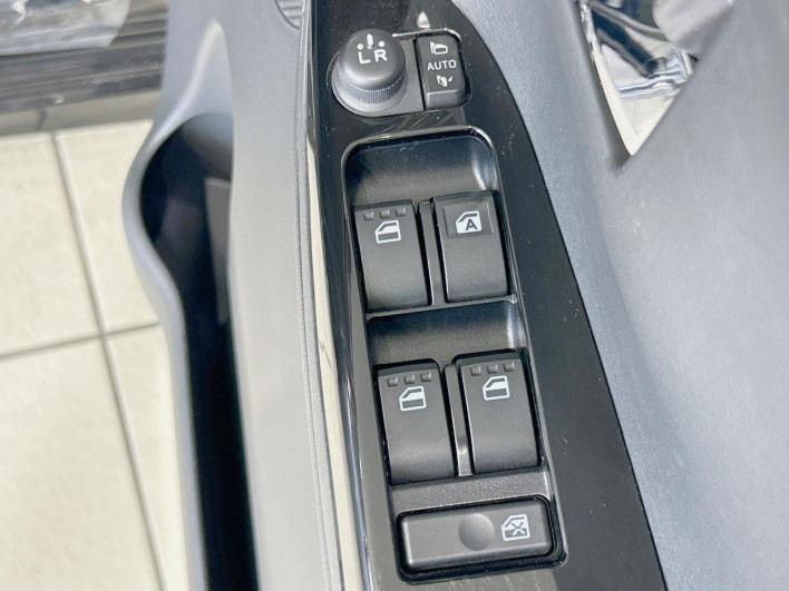2016 Daihatsu Tanto DBA-LA600S (UW-6a30be6ebb2f1)[26]