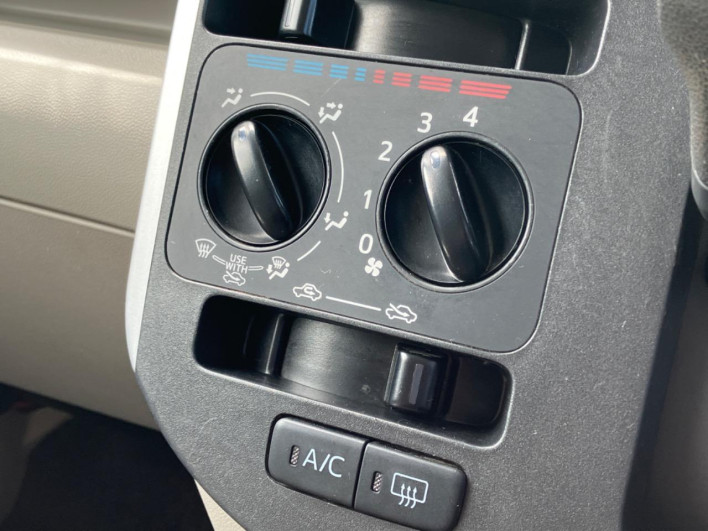 2019 Daihatsu Tanto DBA-LA600S (UW-6a30be72d832c)[29]