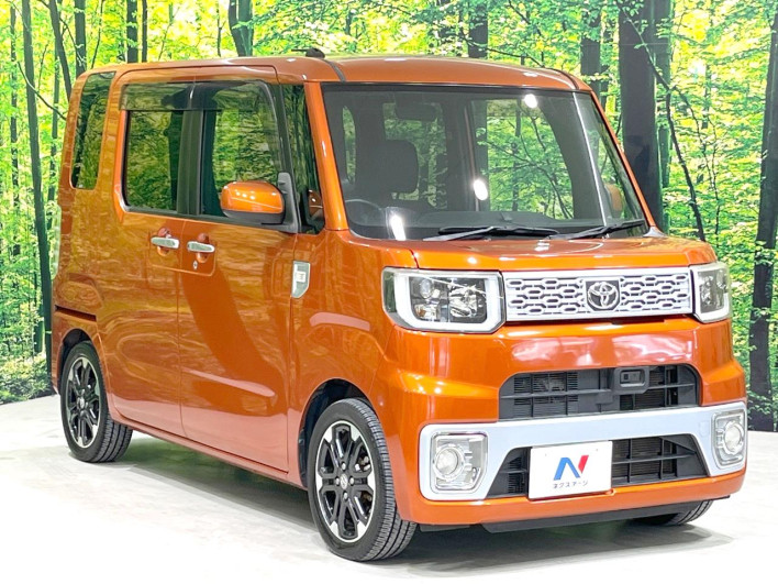 2015 Toyota Pixis Mega DBA-LA700A (UW-6a30be7c8d88d)[7]