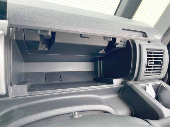2015 Daihatsu Wake DBA-LA700S (UW-6a30be7d31b58)[23]