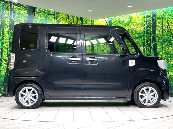 2017 Daihatsu Wake DBA-LA700S (UW-6a30be7de16c1)[10]
