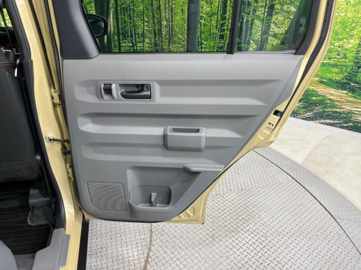 2020 Daihatsu Taft 5BA-LA900S (UW-6a30be853c0eb)[26]