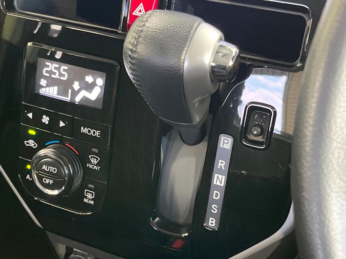2019 Toyota Roomy DBA-M900A (UW-6a30be91d1dbe)[24]