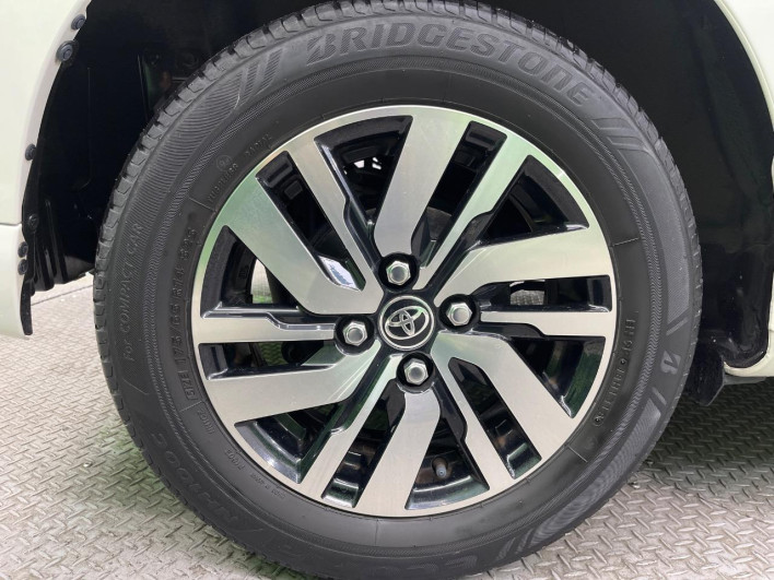 2017 Toyota TANK DBA-M910A (UW-6a30be99d9d60)[11]