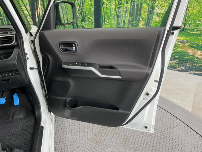 2015 Suzuki Solio DAA-MA36S (UW-6a30be9c00271)[29]