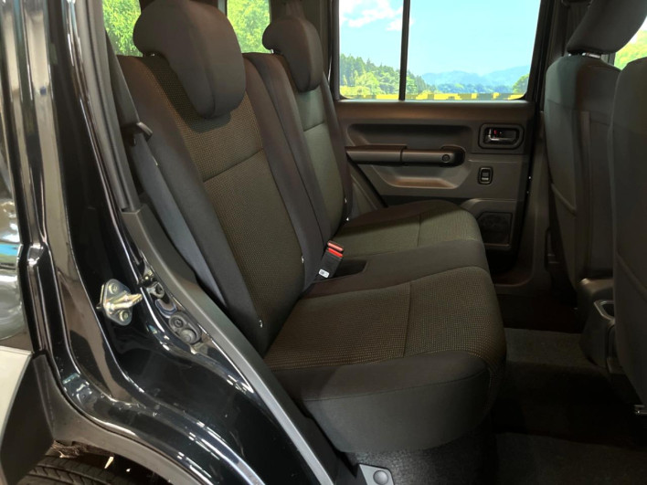 2025 Suzuki Jimny Nomad 3BA-JC74W (UW-6a30be9f25a8e)[16]