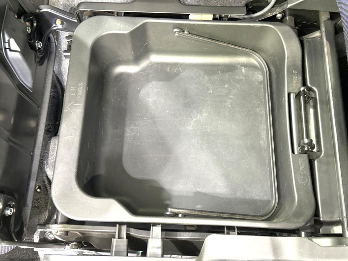 2017 Suzuki Wagon R DAA-MH55S (UW-6a30beac32764)[16]