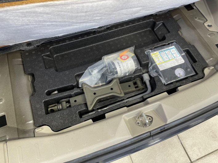 2012 Suzuki Palette DBA-MK21S (UW-6a30beafccd44)[17]