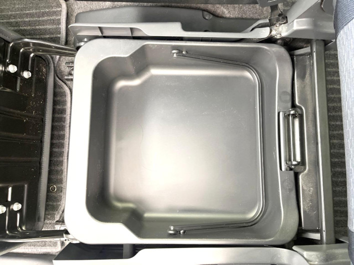 2014 Suzuki Spacia Custom DBA-MK32S (UW-6a30beb198106)[17]