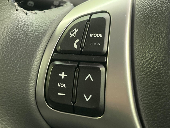 2015 Suzuki Spacia Custom DBA-MK32S (UW-6a30beb1b4b9e)[29]