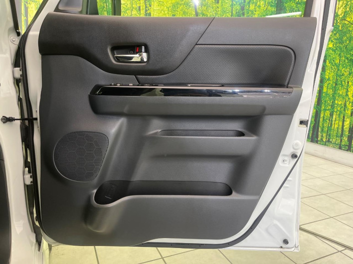 2015 Suzuki Spacia Custom DBA-MK32S (UW-6a30beb1b4b9e)[16]