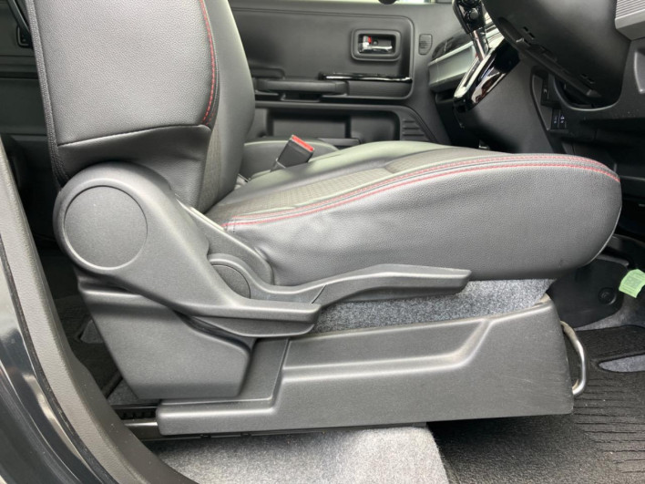 2021 Suzuki Spacia Custom 5AA-MK53S (UW-6a30beba69c7f)[25]