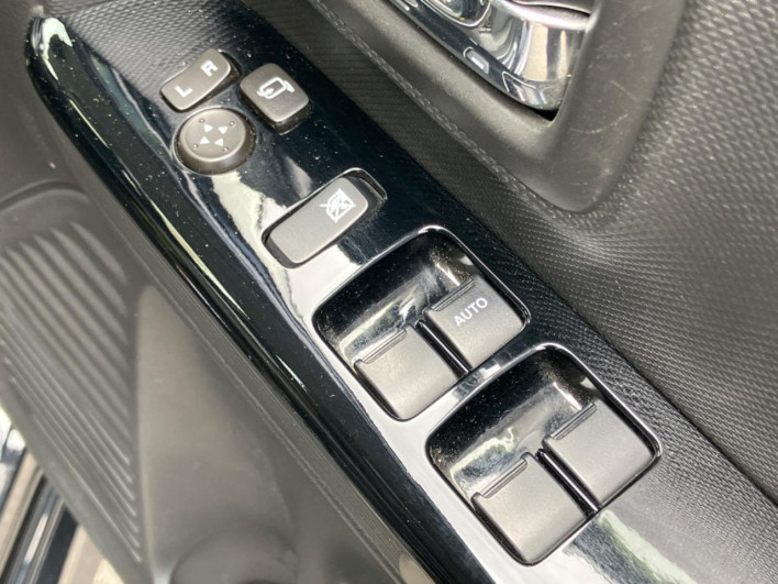 2021 Suzuki Spacia Custom 5AA-MK53S (UW-6a30beba69c7f)[24]