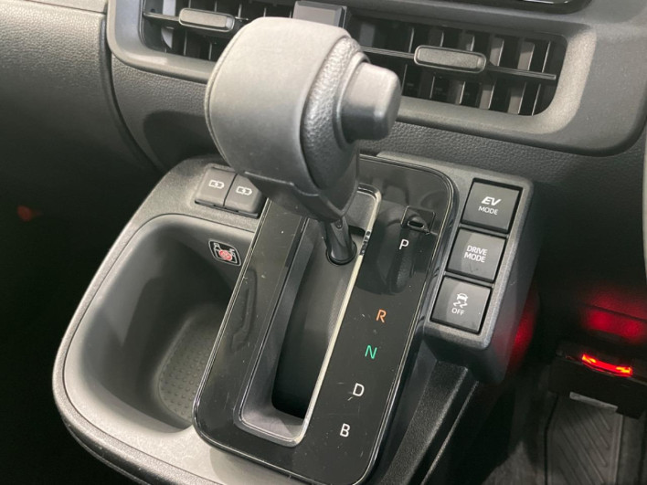 2023 Toyota Sienta 6AA-MXPL10G (UW-6a30bee91d559)[29]