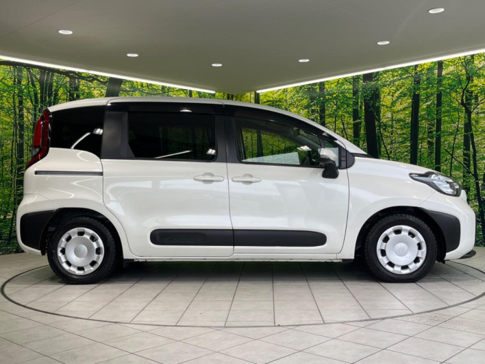 2023 Toyota Sienta 6AA-MXPL10G (UW-6a30bee91d559)[6]