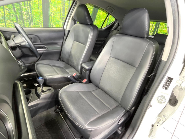 2013 Toyota Aqua DAA-NHP10 (UW-6a30bf06c9327)[7]