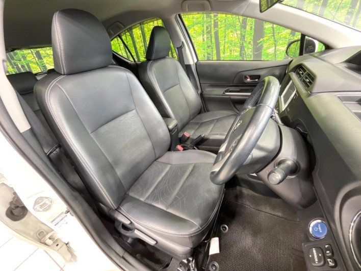2013 Toyota Aqua DAA-NHP10 (UW-6a30bf06c9327)[5]