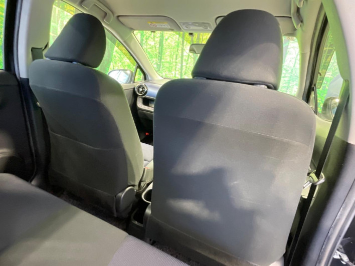 2014 Toyota Aqua DAA-NHP10 (UW-6a30bf07e3448)[18]
