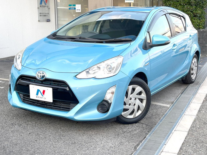 2015 Toyota Aqua DAA-NHP10 (UW-6a30bf080b1a5)[0]