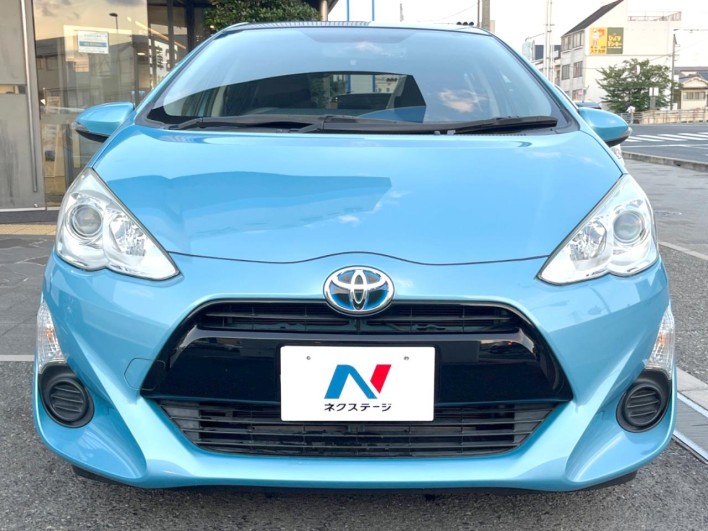 2015 Toyota Aqua DAA-NHP10 (UW-6a30bf080b1a5)[9]