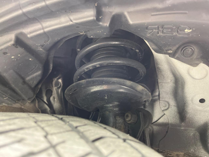 2015 Toyota Aqua DAA-NHP10 (UW-6a30bf08d7f39)[17]