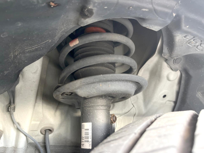 2016 Toyota Aqua DAA-NHP10 (UW-6a30bf0a3b24b)[8]