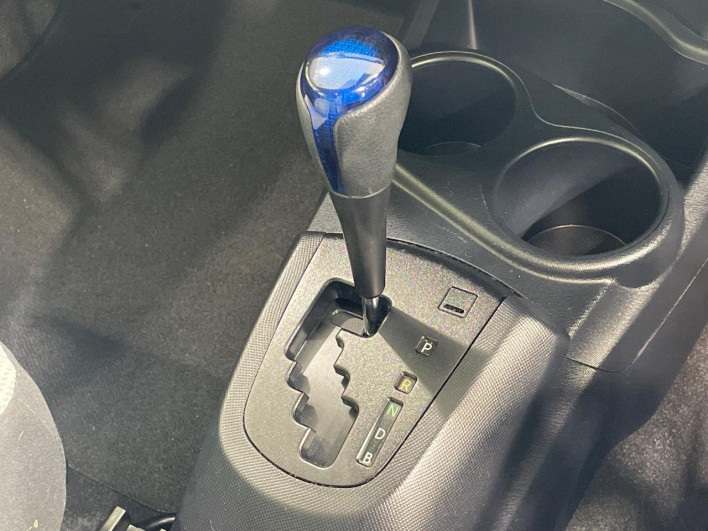 2021 Toyota Aqua 6AA-NHP10 (UW-6a30bf0c4e297)[12]