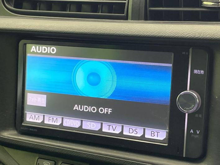 2012 Toyota Aqua DAA-NHP10 (UW-6a30bf0dc9543)[27]
