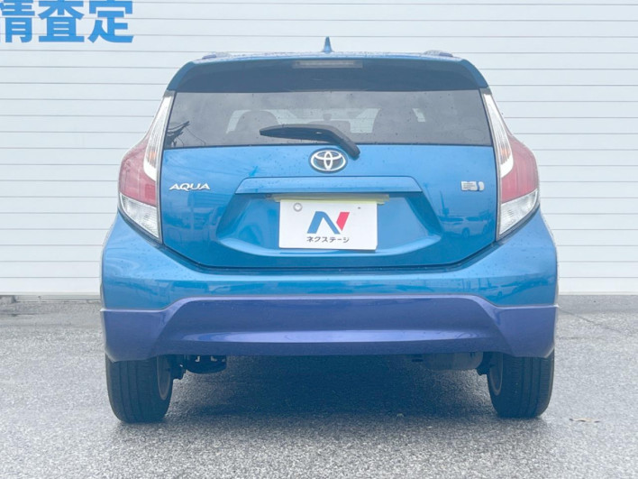 2015 Toyota Aqua DAA-NHP10 (UW-6a30bf0ed9282)[7]