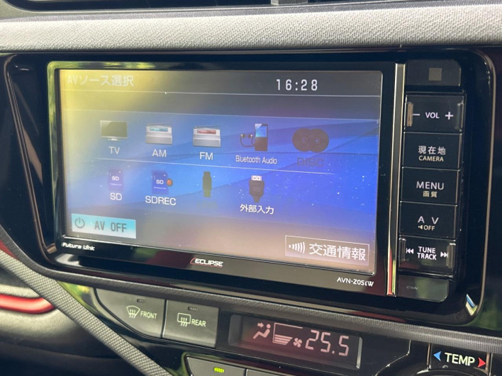2015 Toyota Aqua DAA-NHP10 (UW-6a30bf0f577b9)[8]