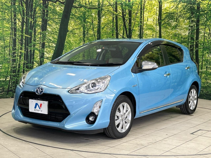 2015 Toyota Aqua DAA-NHP10 (UW-6a30bf0f577b9)[19]