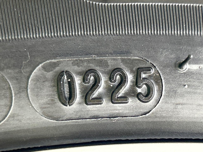 2015 Toyota Aqua DAA-NHP10 (UW-6a30bf0f577b9)[14]