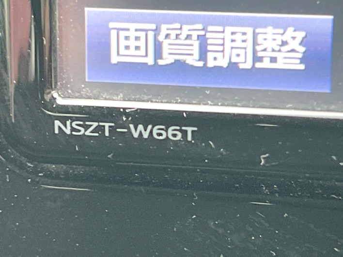 2018 Toyota Aqua DAA-NHP10 (UW-6a30bf1188f4e)[24]