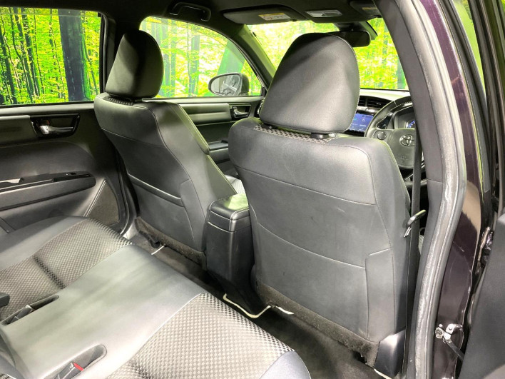 2016 Toyota Corolla Fielder DAA-NKE165G (UW-6a30bf153e497)[17]